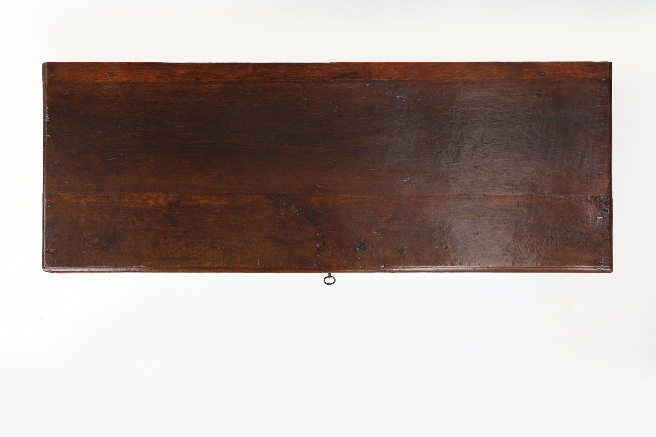 Large hand-carved 16th Century Bridal Chest in oak, Francethumbnail